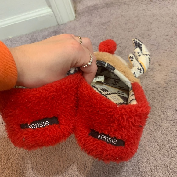 Slippers - Picture 2 of 2